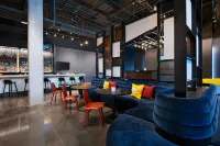 Aloft Omaha West - bar