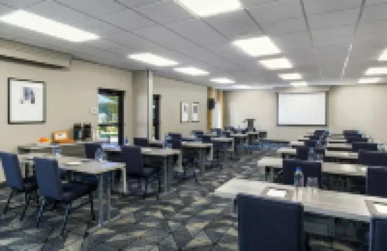 Courtyard Sacramento Airport Natomas