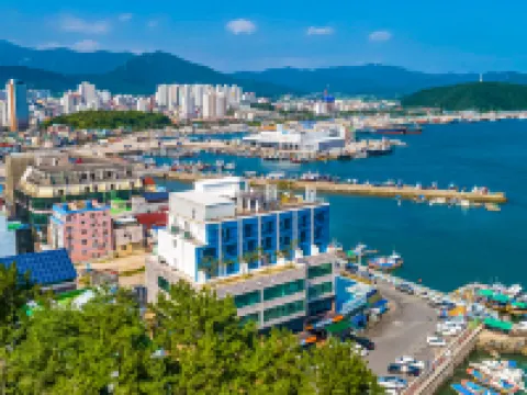 Owl Hotel Hotels in Sacheon