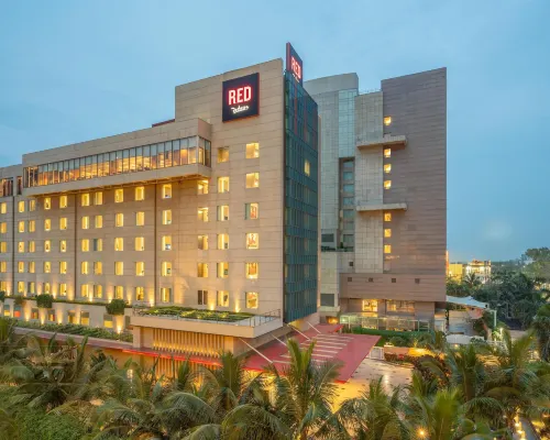 Radisson RED Indore Hotéis em Indore