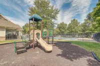 Centrally Located Raleigh Townhome w/ Pool Access - Condos