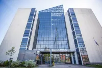 Skyline Airport Hotel