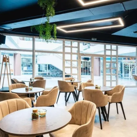Cosmopolitan Bobycentrum - Czech Leading Hotels