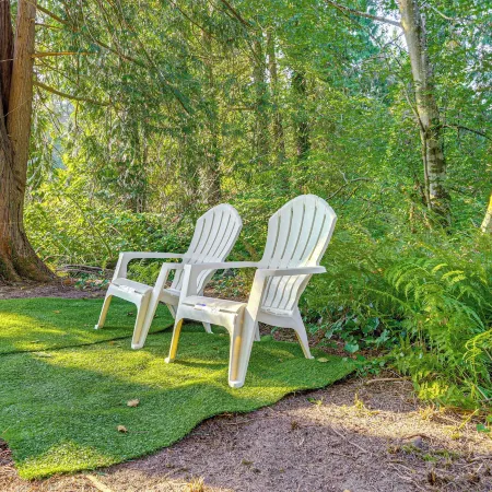 Wfh-Friendly Gem w/ Creek: 4 Mi to Sammamish Trail