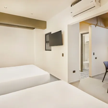 Hotel Attic 33
