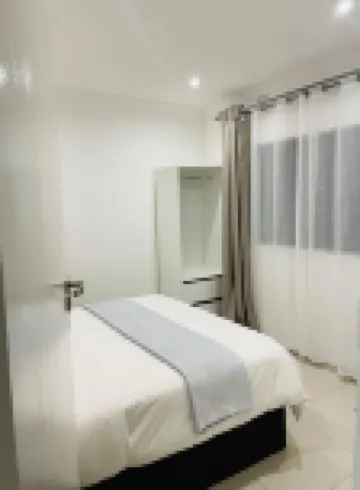 Canvas Lofts 1 Famona Modern 2-bed - 2310