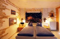 Schlagerschloss Hotel Hotels in Eisfeld