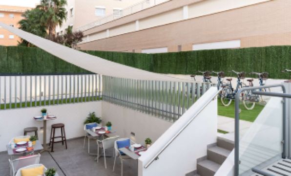 Ibis Budget Valencia Centro Puerto