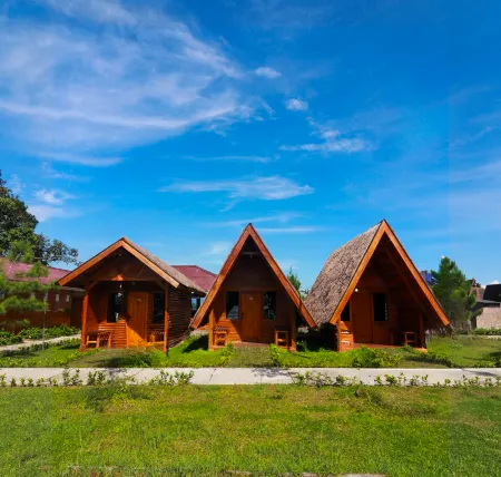 The Highland Park Resort Bogor Отели рядом с достопримечательностью «Base station Batugede YB1DNF»