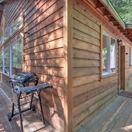 Walk to Big Trees State Park: Cabin w/ Deck!