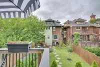 Modern Louisville Apartment w/ Furnished Deck - Apartments