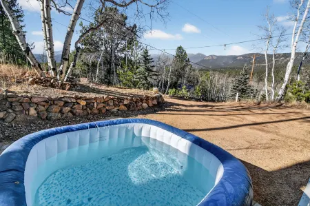 Mountain Escape Cabin With Hot Tub 1 Bedroom Cabin