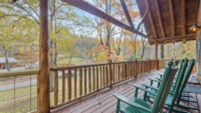 Creek Front Family Getaway in the Great Smoky Mountains with Hot Tub