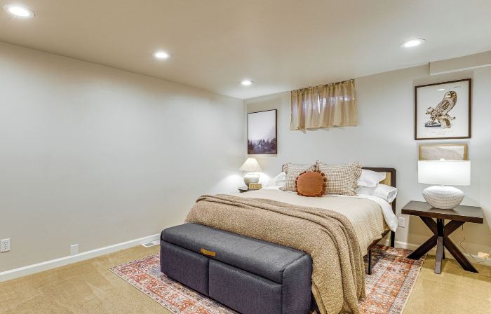 5 Mi to Hogle Zoo: Modern Retreat w/ Spacious Yard