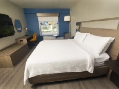 Holiday Inn Express & Suites COCOA by IHG Hotels in Cocoa