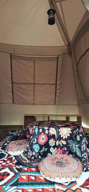 เต็นท์พร้อมวิวภูเขา