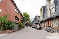 Aspen Downtown 2BR Ski Condo w/ Fireplace - CD 17
