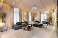 Ceevu Ninteen Homestay - appartements de vacances
