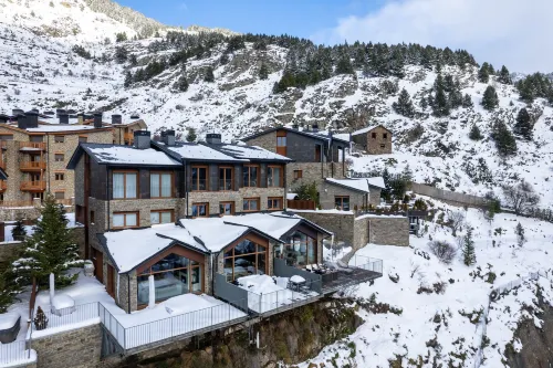 Luxury Home in El Tarter, Andorra - Happy Rentals Hotels in El Tarter