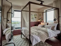 25Hours Hotel Duesseldorf Das Tour Hotels near Hamm