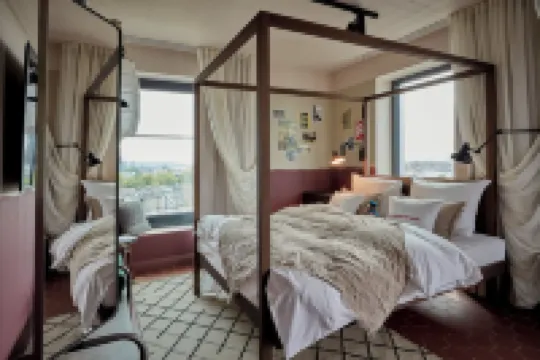 25Hours Hotel Duesseldorf Das Tour