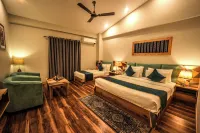 Hotel Square One by d'Polo Dharamshala - جاكوزي