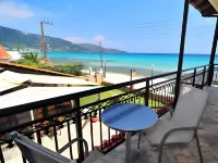 Kamelia & Semeli Hotel - Bergblick
