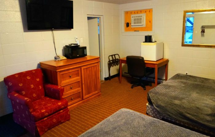 Chalet Inn Motel