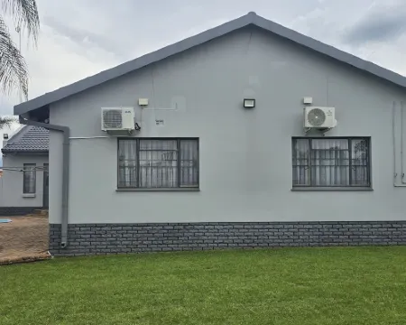 Good night guest house Hoteles en Distrito Municipal de Capricorn