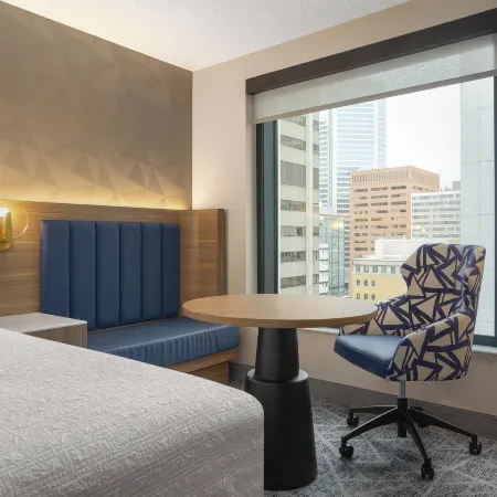 Hampton Inn By Hilton Calgary Downtown