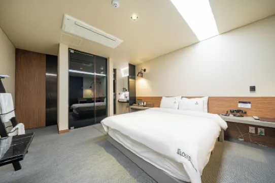 Louis Boutique Hotel