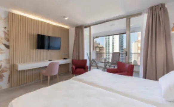 Aparthotel Bcl Levante Beach