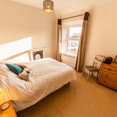 Hillside Cottage in Matlock, No Deposit