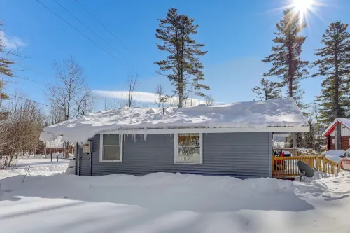 Lake Pleasant Access! Speculator Cottage w/ Deck - Wifi