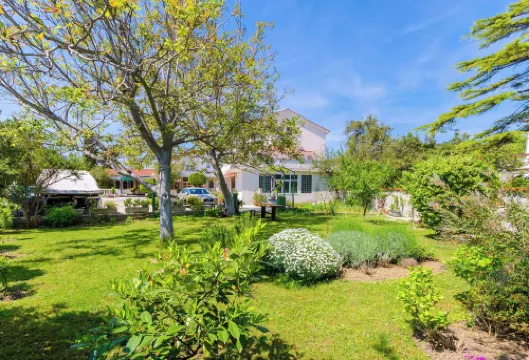 普雷科公寓客房飯店