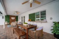 Private Pool Oasis • Sleeps 10 • Near Fll