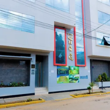 Hotel Sauna Qhawaq Hotels near Parque de la Identidad Huanca