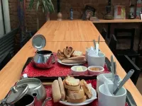 Hotel la Barca Отели рядом с достопримечательностью «Железнодорожный вокзал Онсе»