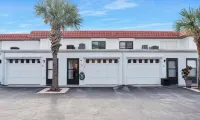Peaceful Beachfront Getaway