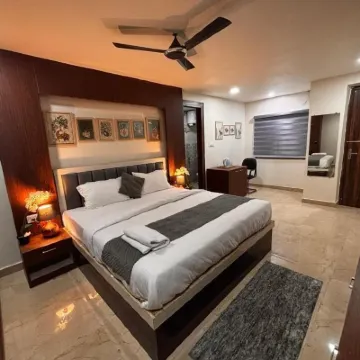 Ecosuites by StayVilla Hotels near Birsa Zoological Park