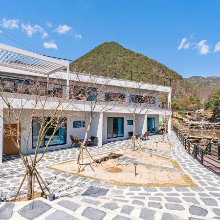 Geochang Pool Villa Bong Stay