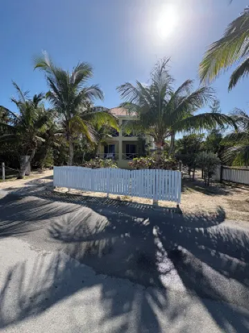 Lo Key Villa 4Br Private Compound on Coco Bay Sleeps 8