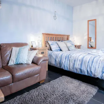 Primrose - 1 Bedroom Cottage - Llanteg Отели в г. Амрот