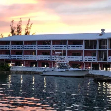 Bell Channel Inn Hotel