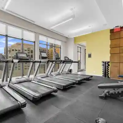 Spacious 1BD1BA Modern Suite CN Tower Front St Fitness & Recreational Facilities