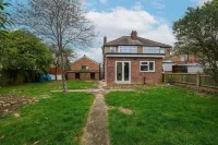 Spacious 4 Bed Semi-Detached Hse