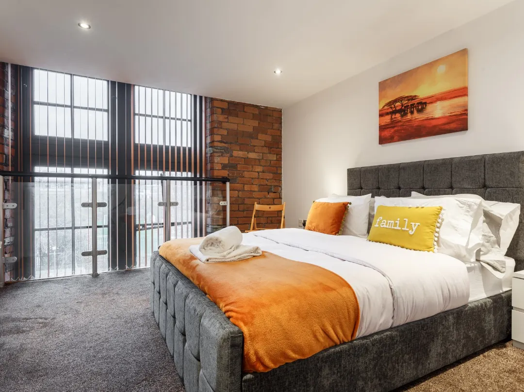 Mezzanine Apt   Free Parking   Near Bradford Centre   Leeds - Bradford