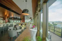 Gateway Hotel & Apartments - bar