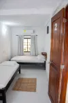 Spacious Coveñas Cabin 4 Bedrooms, close to beach, Pet-Friendly