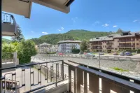 Comfort Tra Fiume E Pini with Shared Garden and Balcony - Happy Rentals - Bjergudsigt